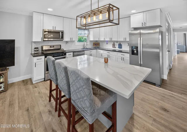 Photo 4 of Single family home for sale at 101 Freeport Blvd, Toms River, NJ 08757 | MLS# 22628215 | Listing updated on 2026-09-15