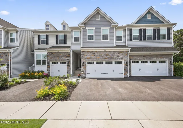 Photo 2 of Condo for sale at 1006 Pheasant Ln #204, Farmingdale, NJ 07727 | MLS# 22628257 | Listing updated on 2026-09-17