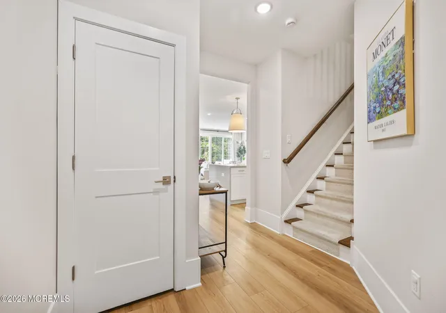 Listing Photo 5 - Condo for sale in building located at 1006 Pheasant Ln, Farmingdale, NJ 07727 - Unit #204