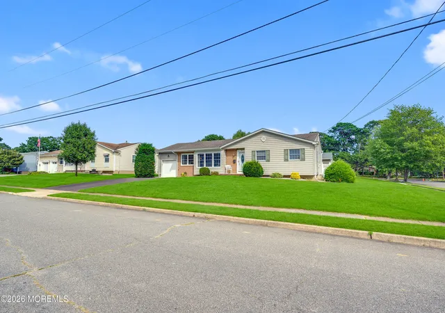Photo 4 of Single family home for sale at 87 Charleson Rd, Brick, NJ 08724 | MLS# 22628335 | Listing updated on 2026-09-14
