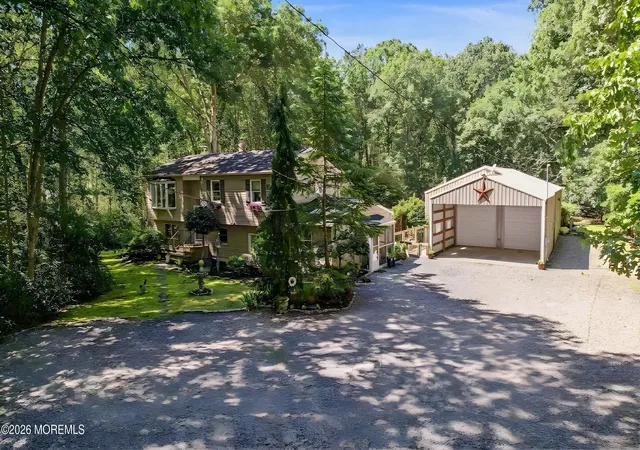 Photo 3 of Single family home for sale at 347 E Millstream Rd, Cream Ridge, NJ 08514 | MLS# 22629890 | Listing updated on 2026-09-25