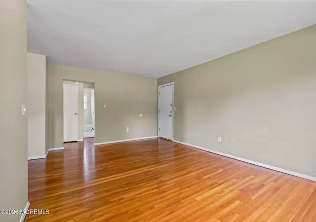 Listing Photo 4 - Condo for sale in building located at 306 S St, Eatontown, NJ 07724 - Unit #B