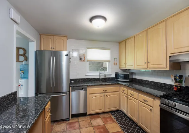 Photo 4 of Condo for sale at 115 Manor Dr, Red Bank, NJ 07701 | MLS# 22628250 | Listing updated on 2026-09-14