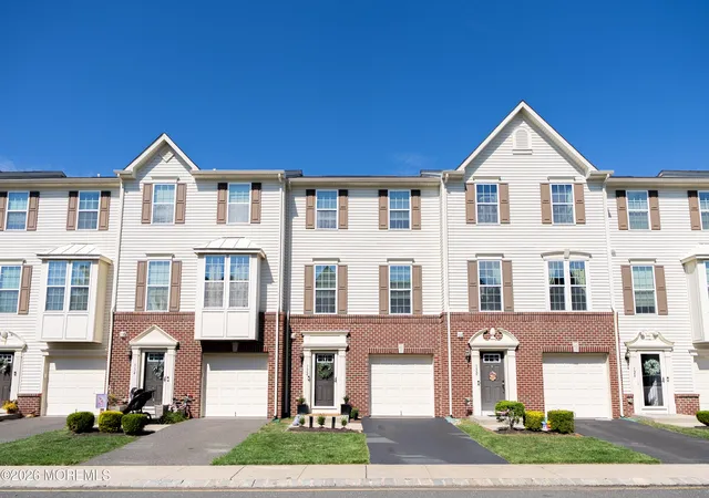 Listing Photo 4 - Condo for sale in building located at 132 Kyle Dr, Tinton Falls, NJ 07712