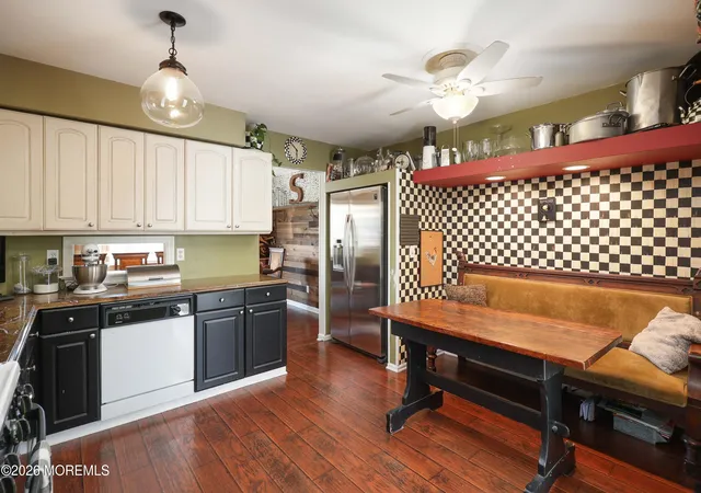 Photo 3 of Sale Pending at 1624 6th Avenue, Toms River, NJ 08757 | MLS# 22628245 | Listing updated on 2026-10-08