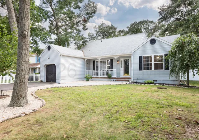 Photo 1 of Single family home for sale at 275 S Lakeshore Dr, Manahawkin, NJ 08050 | MLS# 22628268 | Listing updated on 2026-09-08