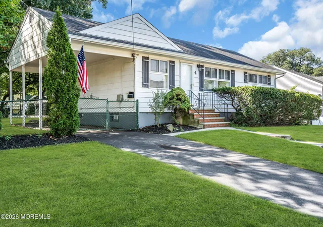 Photo 1 of Single family home for sale at 4 N Parkview Ter, Hazlet, NJ 07730 | MLS# 22628658 | Listing updated on 2026-09-11