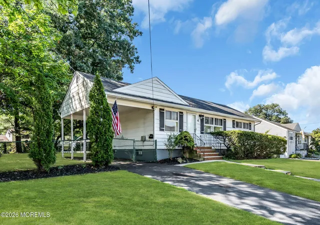 Photo 2 of Single family home for sale at 4 N Parkview Ter, Hazlet, NJ 07730 | MLS# 22628658 | Listing updated on 2026-09-11