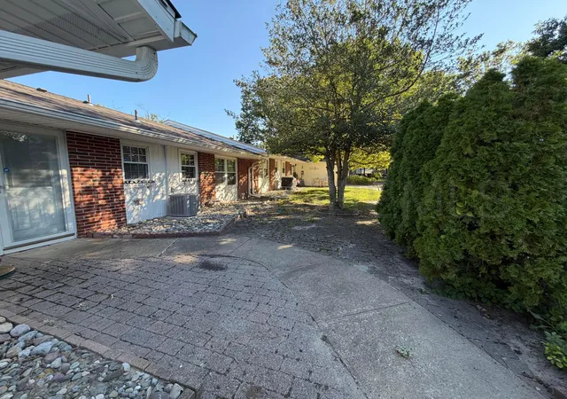 Photo 2 of Single family home for sale at 600c Lake Point Dr, Lakewood, NJ 08701 | MLS# 22628297 | Listing updated on 2026-09-09