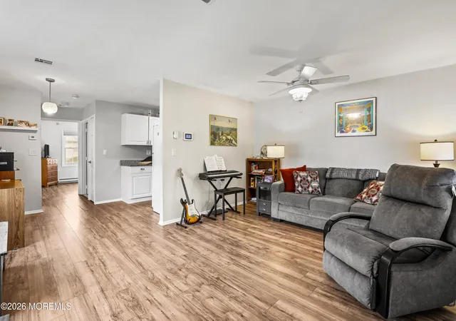 Photo 3 of Single family home for sale at 1019 A Aberdeen Dr, Lakewood, NJ 08701 | MLS# 22628365 | Listing updated on 2026-10-04