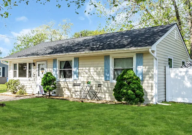 Photo 1 of Sale Pending at 530 Alfred Ln, Toms River, NJ 08753 | MLS# 22628357 | Listing updated on 2026-09-17