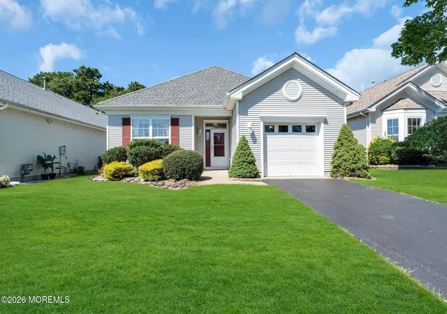 Photo 2 of Single family home for sale at 46 Goldensprings Dr, Lakewood, NJ 08701 | MLS# 22628495 | Listing updated on 2026-09-21