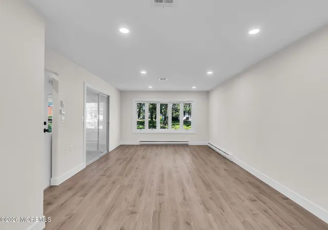 Photo 3 of Single family home for sale at 1227b Argyll Cir, Lakewood, NJ 08701 | MLS# 22628360 | Listing updated on 2026-09-14