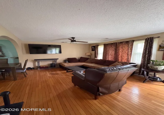Photo 3 of Single family home for sale at 252 Clearstream Rd, Jackson, NJ 08527 | MLS# 22628395 | Listing updated on 2026-09-09