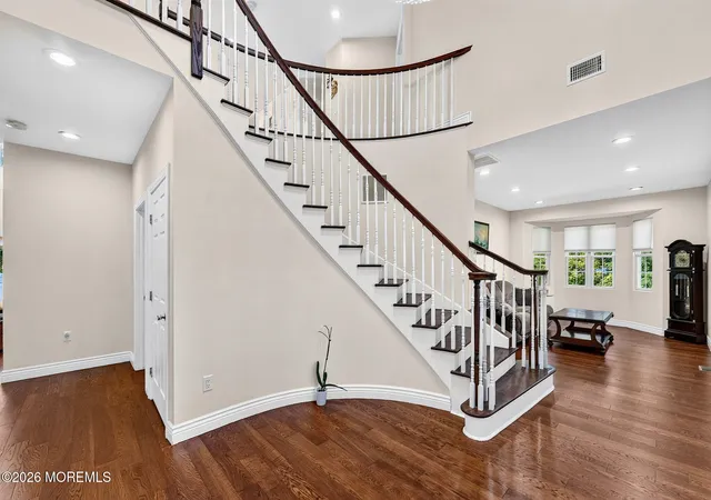 Photo 4 of Single family home for sale at 307 Springlawn Ave, Matawan, NJ 07747 | MLS# 22628594 | Listing updated on 2026-09-16