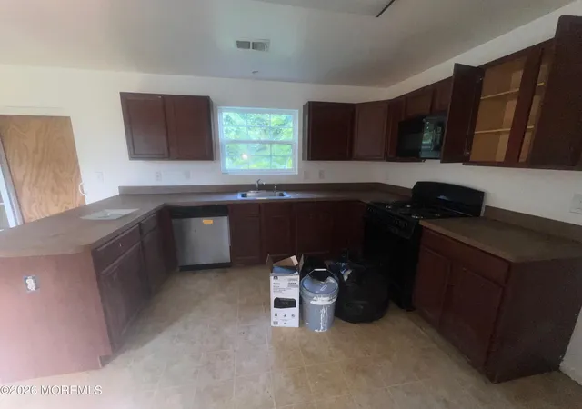Photo 3 of Single family home for sale at 149 2nd Avenue, Toms River, NJ 08757 | MLS# 22628416 | Listing updated on 2026-09-10