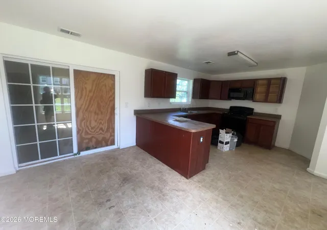 Photo 4 of Single family home for sale at 149 2nd Avenue, Toms River, NJ 08757 | MLS# 22628416 | Listing updated on 2026-09-10