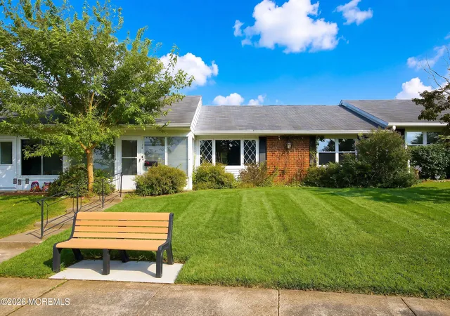 Photo 2 of Single family home for sale at 711b Dorchester Dr #1002, Lakewood, NJ 08701 | MLS# 22628657 | Listing updated on 2026-09-17