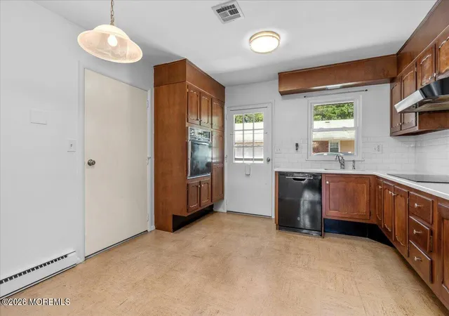 Photo 3 of Single family home for sale at 660d Plymouth Dr, Lakewood, NJ 08701 | MLS# 22628451 | Listing updated on 2026-09-10