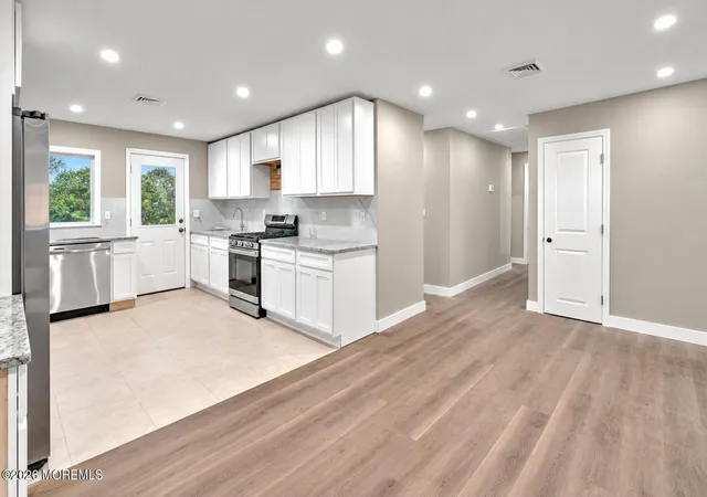 Photo 3 of Single family home for sale at 192 W 5th Street, Howell, NJ 07731 | MLS# 22628454 | Listing updated on 2026-09-10