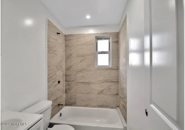 Photo 4 of Single family home for sale at 192 W 5th Street, Howell, NJ 07731 | MLS# 22628454 | Listing updated on 2026-09-10