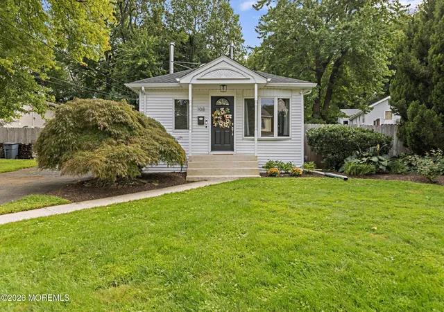 Photo 2 of Single family home for sale at 108 Hamilton Ave, Leonardo, NJ 07737 | MLS# 22628914 | Listing updated on 2026-10-04