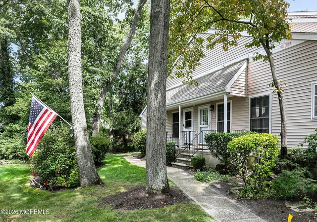Photo 3 of Sale Pending at 2 Hickory Ct #B, Brielle, NJ 08730 | MLS# 22628908 | Listing updated on 2026-09-24