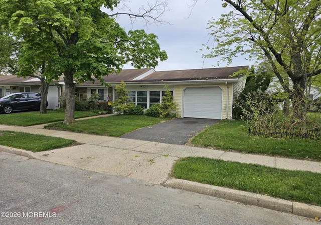 Photo 1 of Single family home for sale at 61a Hedge Dr, Lakewood, NJ 08701 | MLS# 22628656 | Listing updated on 2026-09-17