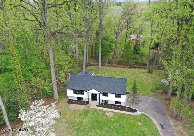 Photo 3 of Sale Pending at 4 Blue Hills Dr, Holmdel, NJ 07733 | MLS# 22628499 | Listing updated on 2026-09-23