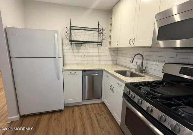 Listing Photo 4 - Condo for sale in building located at 440 Cross Rd, Matawan, NJ 07747 - Unit #C7