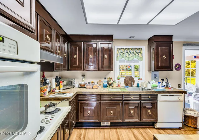 Photo 3 of Single family home for sale at 57 Fairfield Ln #E, Monroe Township, NJ 08831 | MLS# 22629442 | Listing updated on 2026-09-24