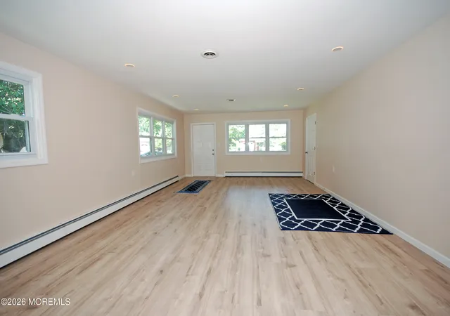 Photo 3 of Single family home for sale at 22 Vera Cruz Ct, Toms River, NJ 08757 | MLS# 22628602 | Listing updated on 2026-09-14