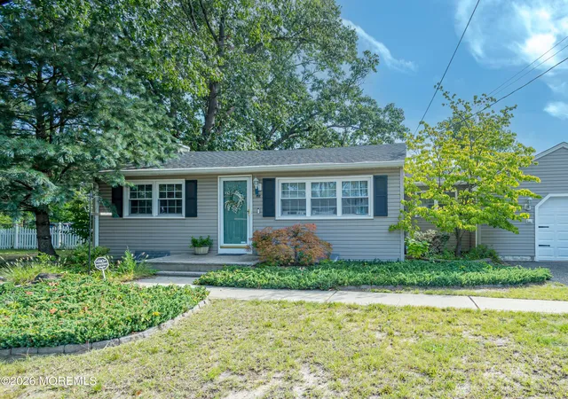 Photo 1 of Single family home for sale at 535 Jackson Ave, Brick, NJ 08723 | MLS# 22628553 | Listing updated on 2026-09-26