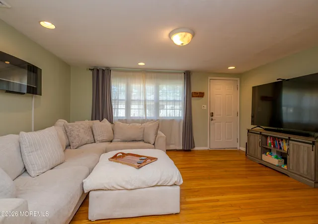 Photo 3 of Single family home for sale at 535 Jackson Ave, Brick, NJ 08723 | MLS# 22628553 | Listing updated on 2026-09-26