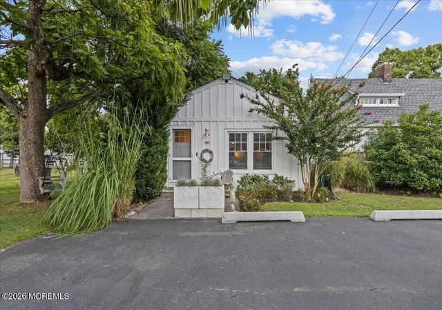 Photo 3 of Single family home for sale at 2005 07 Veterans Memorial Dr, Point Pleasant Beach, NJ 08742 | MLS# 22628700 | Listing updated on 2026-09-22