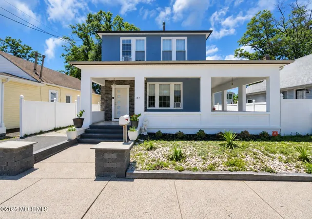 Photo 1 of Single family home for sale at 27 Oakwood Pl, Keansburg, NJ 07734 | MLS# 22628767 | Listing updated on 2026-09-23