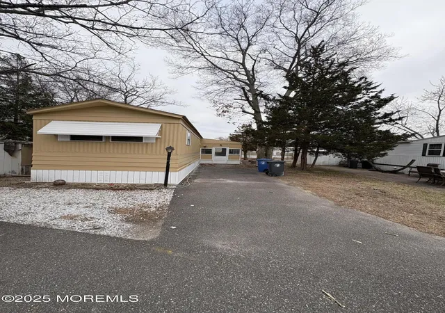 Photo 2 of Manufactured home for sale at 634 Aviary Way, Toms River, NJ 08755 | MLS# 22628611 | Listing updated on 2026-09-10