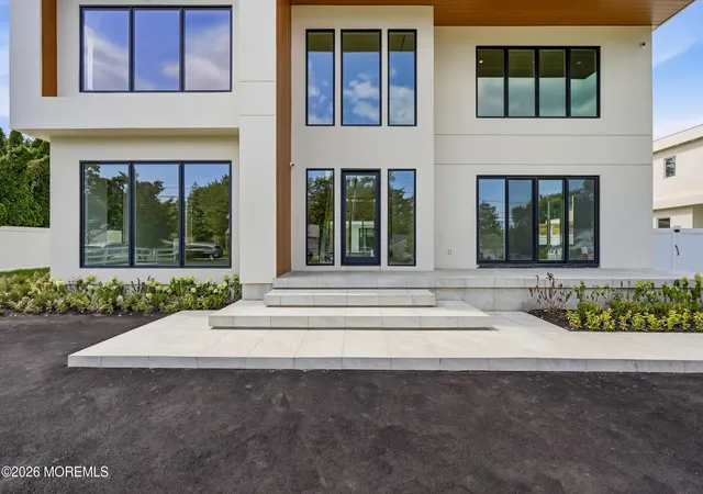 Photo 3 of Single family home for sale at 46 Whalepond Rd, Eatontown, NJ 07724 | MLS# 22628609 | Listing updated on 2026-09-16