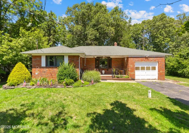 Photo 1 of Single family home for sale at 8 Riccis Dr, Jackson, NJ 08527 | MLS# 22628615 | Listing updated on 2026-10-06