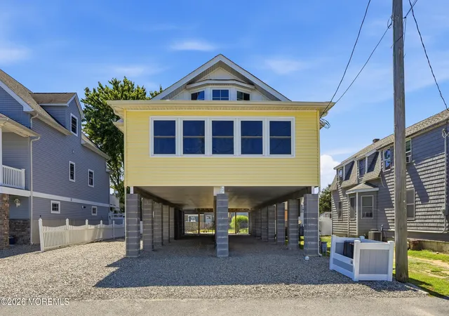 Photo 3 of Single family home for sale at 622 E Longport Ave, Ocean Gate, NJ 08740 | MLS# 22628625 | Listing updated on 2026-09-11