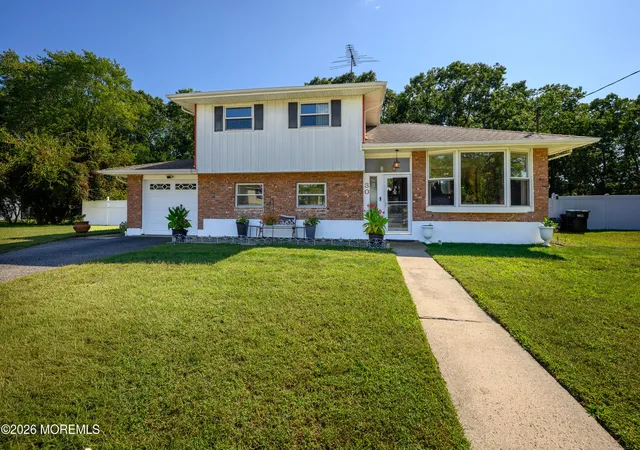 Photo 1 of Single family home for sale at 30 Lockwood Ave, Howell, NJ 07731 | MLS# 22628825 | Listing updated on 2026-09-18