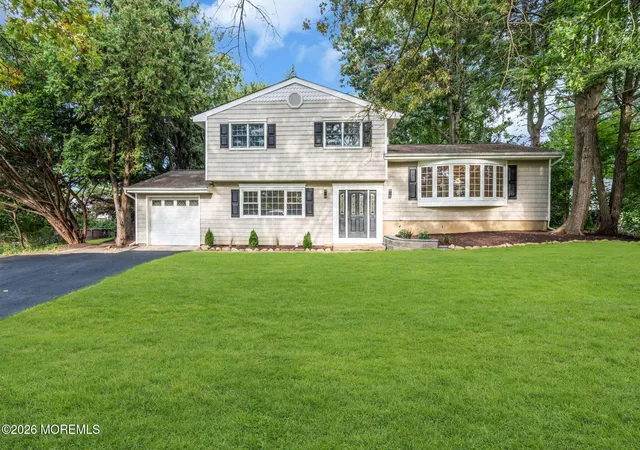Photo 3 of Single family home for sale at 52 Ryders Ln, East Brunswick, NJ 08816 | MLS# 22628646 | Listing updated on 2026-09-21
