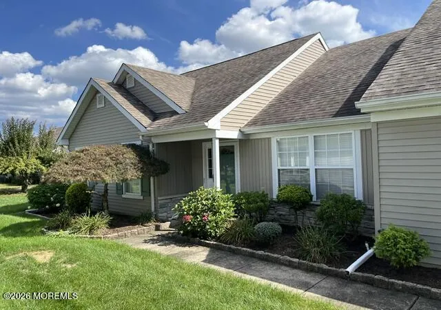 Photo 3 of Single family home for sale at 2758 Lenox St, Toms River, NJ 08755 | MLS# 22628716 | Listing updated on 2026-09-21