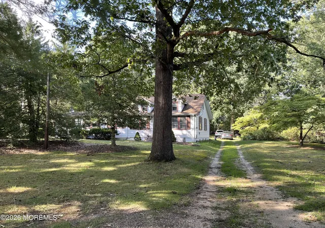 Photo 3 of Single family home for sale at 351 Chandler Rd, Jackson, NJ 08527 | MLS# 22628688 | Listing updated on 2026-10-08