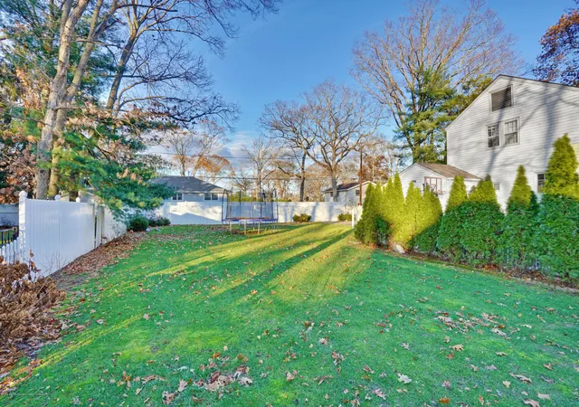 Photo 2 of Single family home for sale at 257 Lawrence Ave, Oakhurst, NJ 07755 | MLS# 22628687 | Listing updated on 2026-09-11