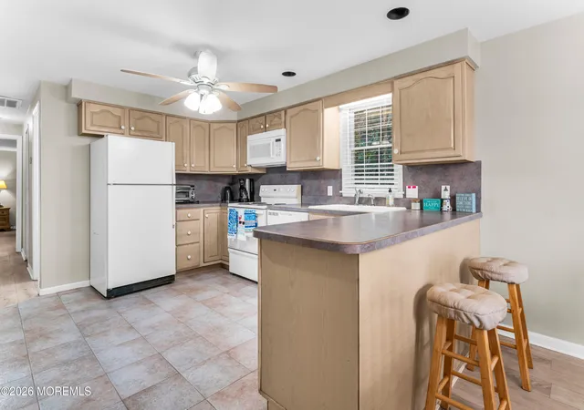 Photo 4 of Sale Pending at 1315 Vardon Rd, Brigantine, NJ 08203 | MLS# 22628739 | Listing updated on 2026-09-24