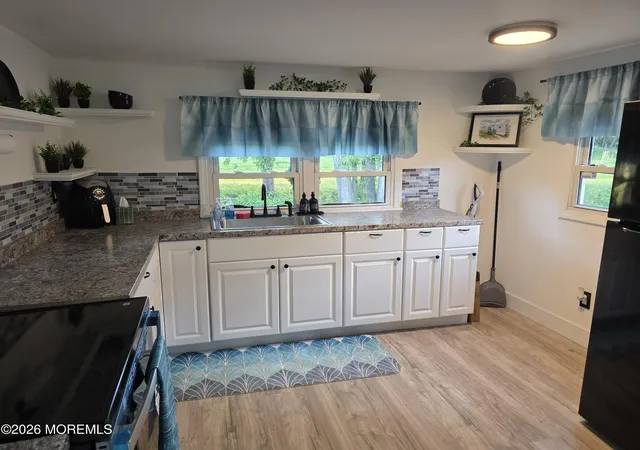 Photo 3 of Manufactured home for sale at 17 Gary Ave, Hazlet, NJ 07730 | MLS# 22629594 | Listing updated on 2026-09-18