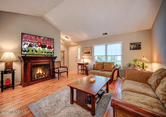 Photo 2 of Single family home for sale at 520 N Petunia Ln, Whiting, NJ 08759 | MLS# 22629725 | Listing updated on 2026-10-29
