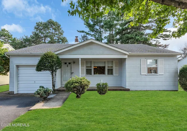 Photo 3 of Single family home for sale at 297 Westbrook Dr, Toms River, NJ 08757 | MLS# 22628913 | Listing updated on 2026-09-14