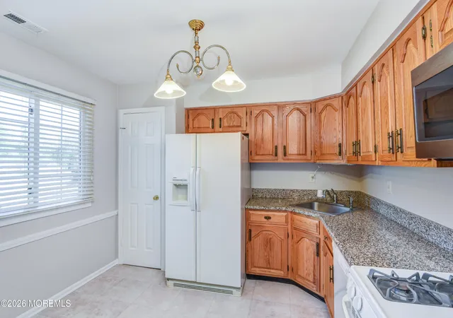 Photo 3 of Sale Pending at 3 Rutland Ln #I, Monroe Township, NJ 08831 | MLS# 22628991 | Listing updated on 2026-09-30